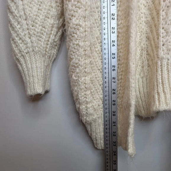 Universal Threads Long Knit Ivory Cream Open Front Fuzzy Cardigan Women Small - Picture 5 of 6